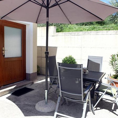 Classy Apartment With Garden View Laura Порторож Экстерьер фото